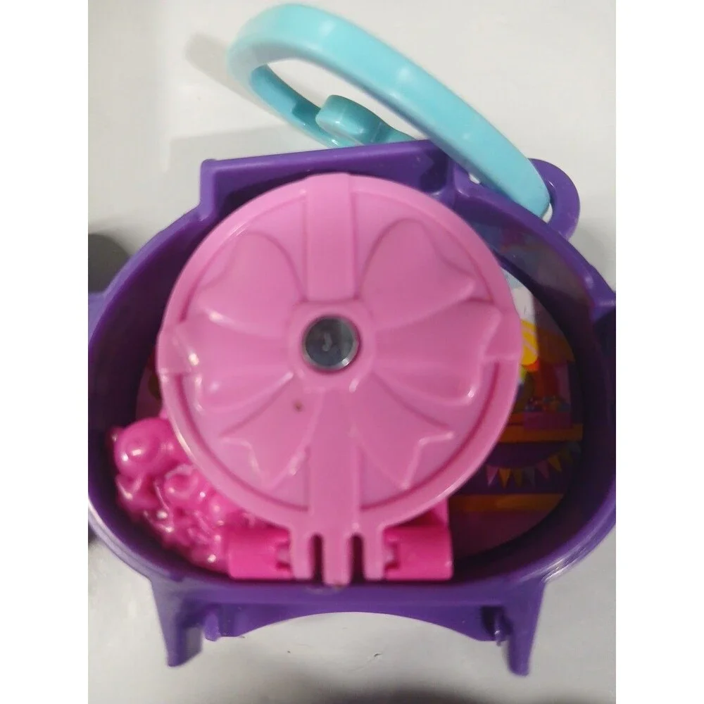 Mattel Polly Pocket Sweet Treat  Bear Compact Playset 2021  Has A Doll